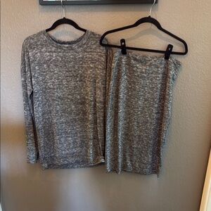 Stem Skirt and LS Top Set